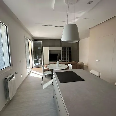 Sunset Escape Apartment Gela